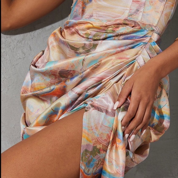 Midi dress - Picture 3 of 3